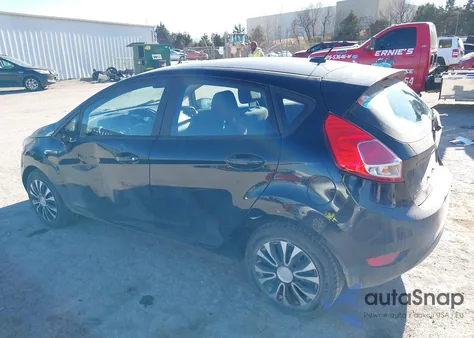 2018 Ford Fiesta S z USA, uszkodzony, nr VIN 3FADP4TJ0JM142720